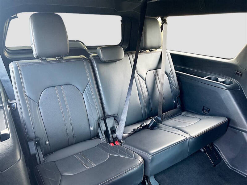 2024 Ford Expedition MAX Platinum