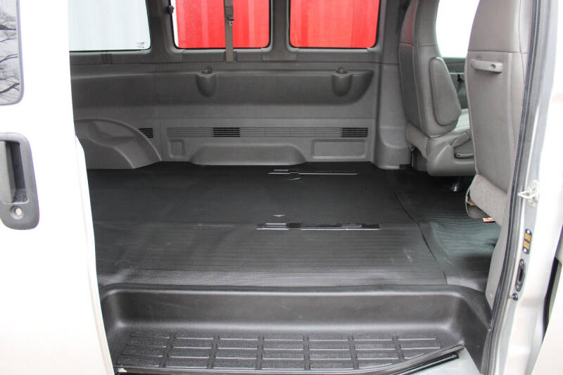 2018 Chevrolet Express 2500