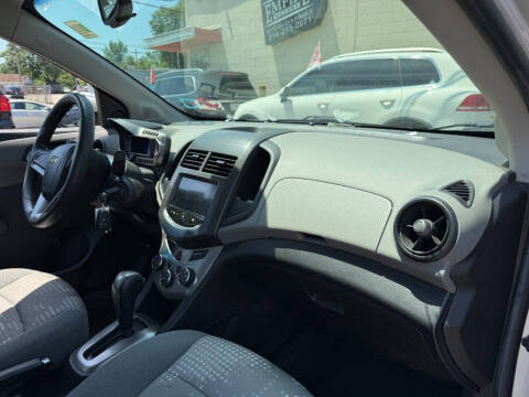 2013 Chevrolet Sonic LS Auto