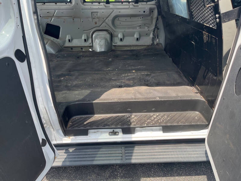 2009 Ford E-Series E-150 XL