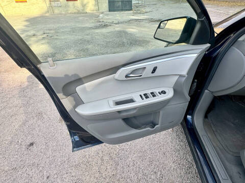 2010 Chevrolet Traverse LT