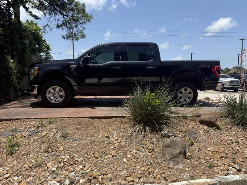 2022 Ford F-150 XLT's photo