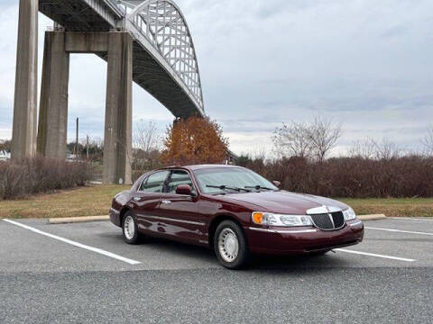 2000 Lincoln Town Car Executive