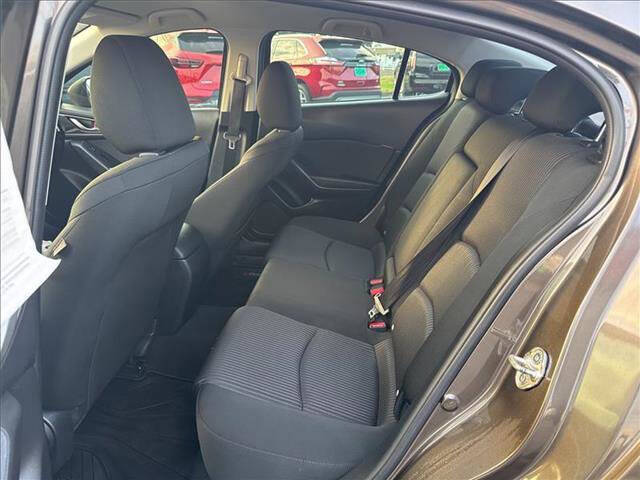 2015 Mazda MAZDA3 i Touring