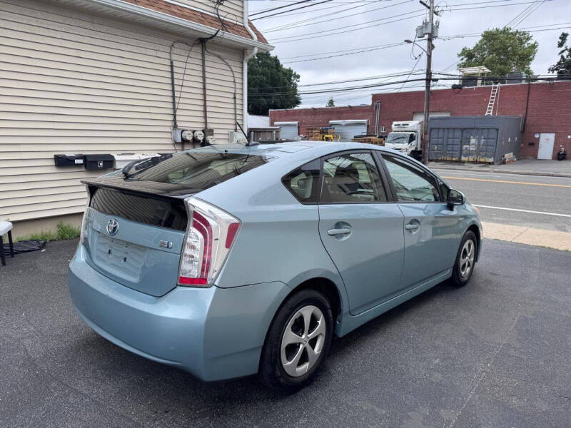 2013 Toyota Prius Three