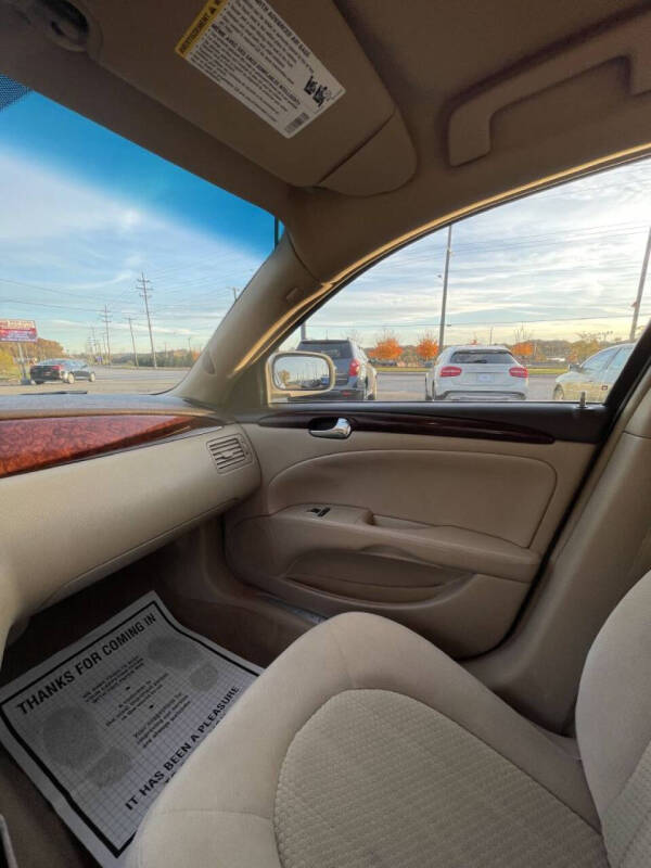 2011 Buick Lucerne CX