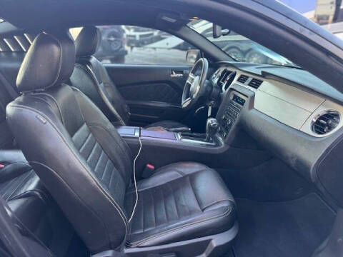 2010 Ford Mustang V6