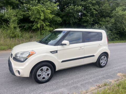 2012 Kia Soul for sale at Drivers Choice Auto in New Salisbury IN