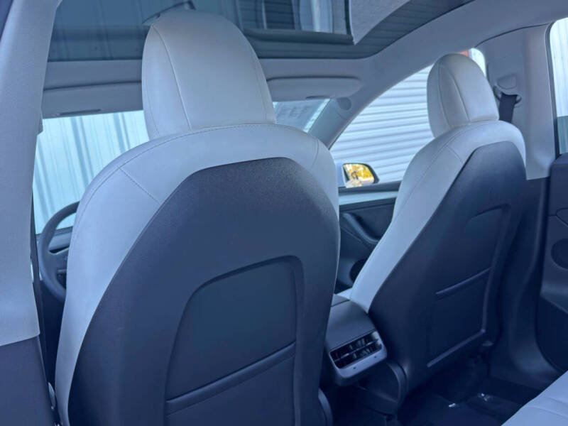 2022 Tesla Model Y Long Range