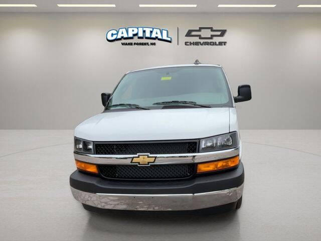 2025 Chevrolet Express 2500