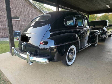 1948 Ford Super Deluxe