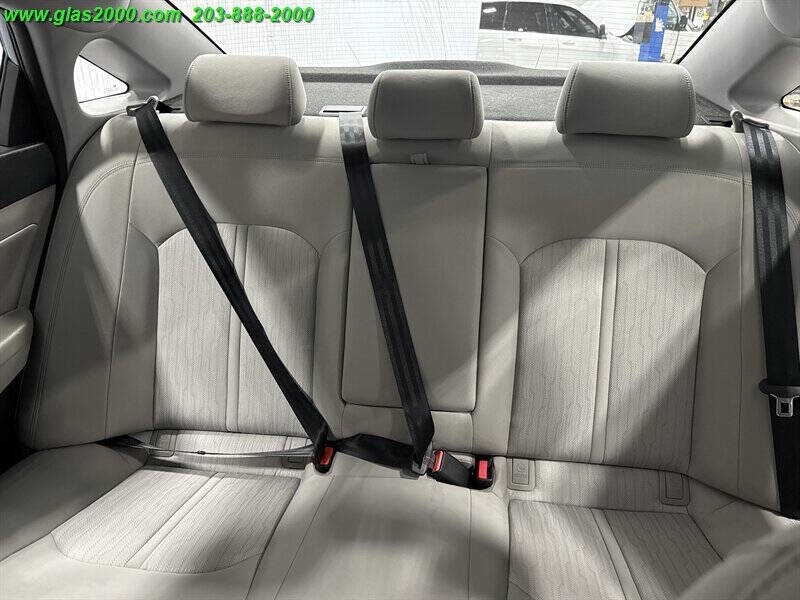 2016 Hyundai Sonata Hybrid SE