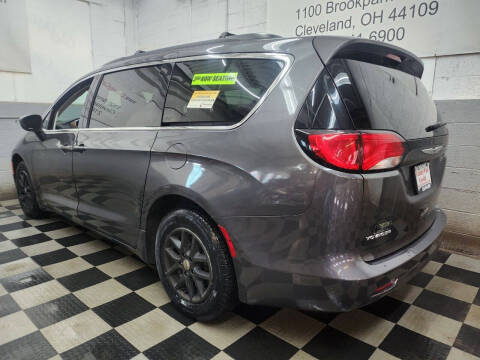 2021 Chrysler Voyager LXi