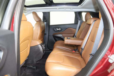 2019 Jeep Cherokee Overland