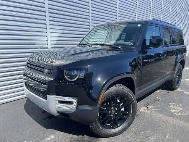 2025 Land Rover Defender 130 P400 S