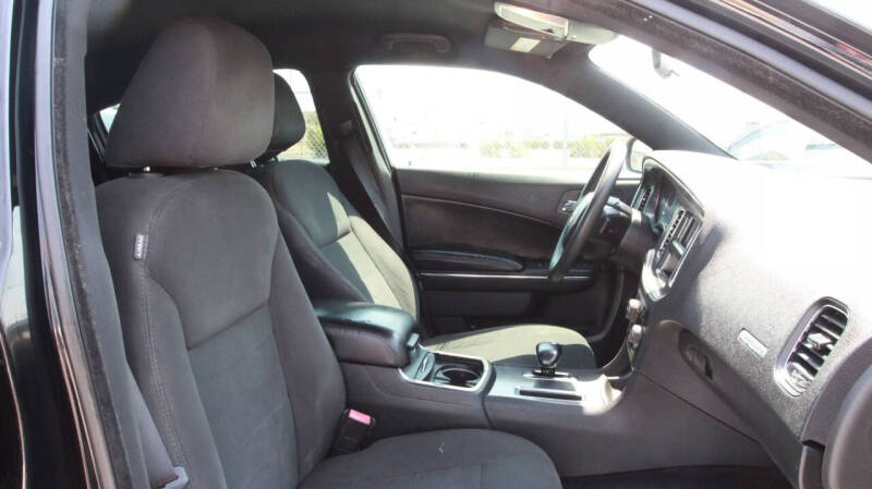 2013 Dodge Charger SE