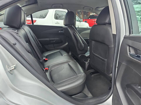 2019 Chevrolet Sonic Premier Auto