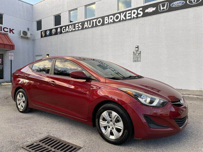 2016 Hyundai Elantra SE