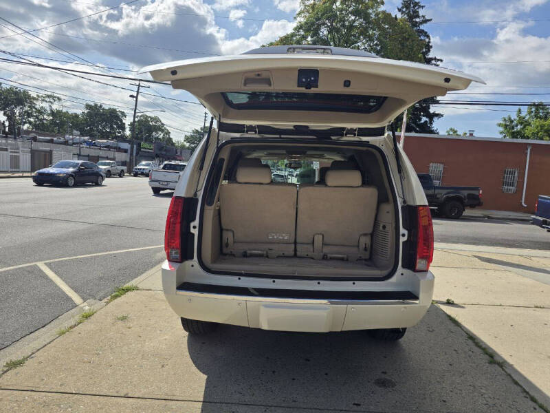 2013 Cadillac Escalade Luxury