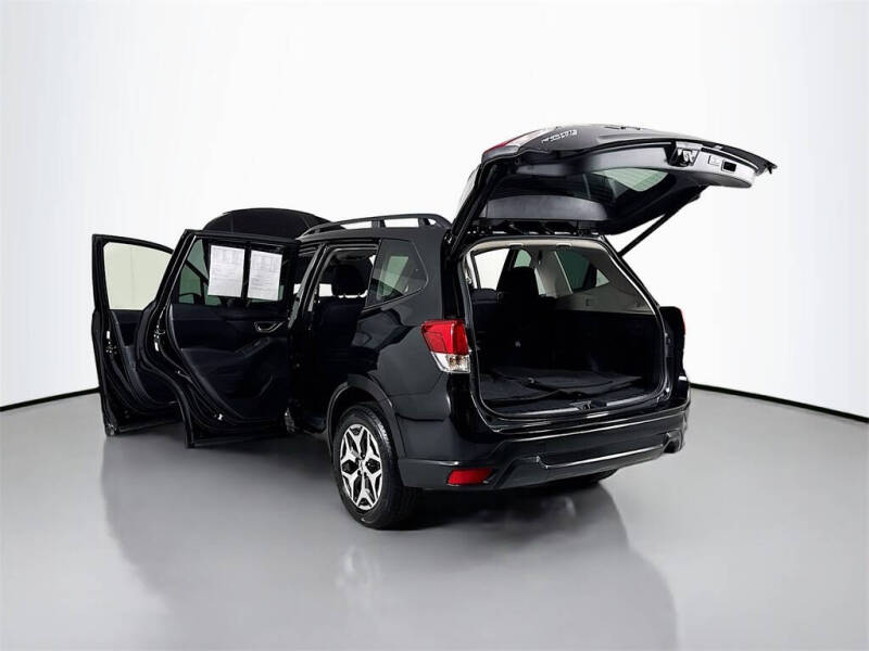 2022 Subaru Forester Premium