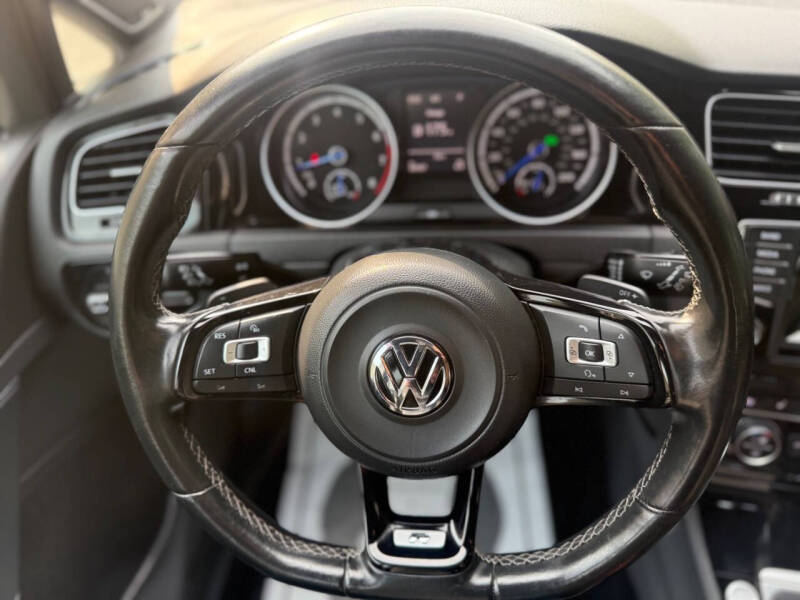 2015 Volkswagen Golf R 4Motion