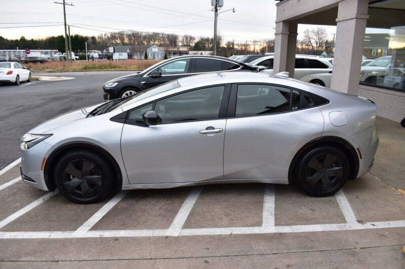 2023 Toyota Prius LE