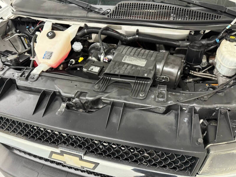 2013 Chevrolet Express LT 3500