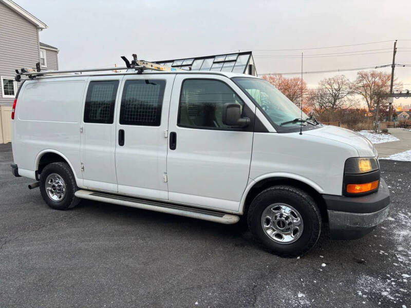 2017 GMC Savana 2500