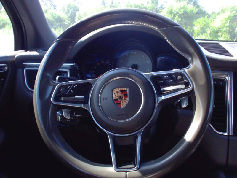 2017 Porsche Macan S