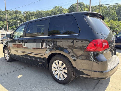 2012 Volkswagen Routan