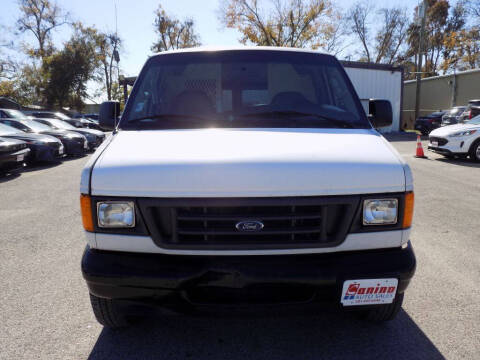 2005 Ford E-Series E-250