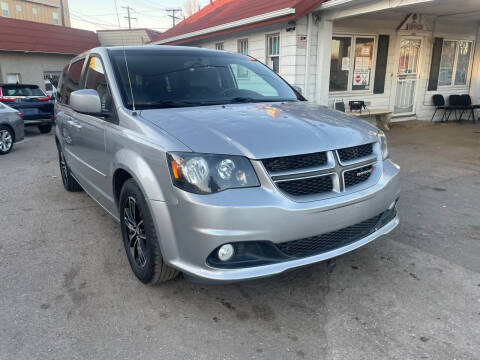 2017 Dodge Grand Caravan for sale at STS Automotive in Denver CO