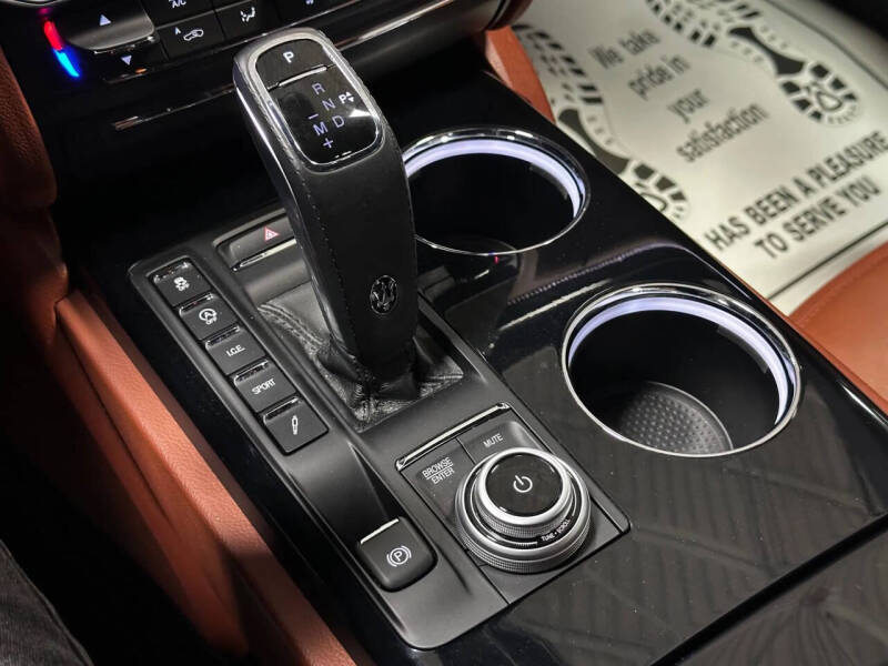 2022 Maserati Quattroporte Modena Q4