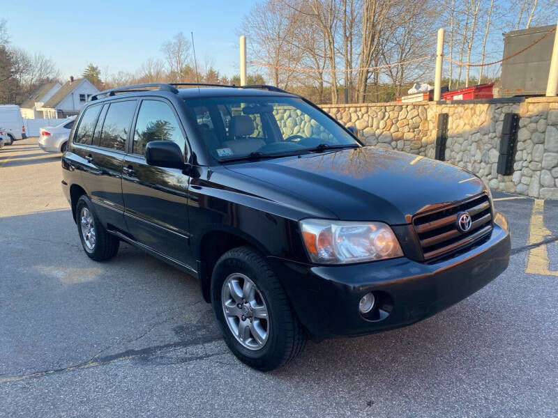 2005 Toyota Highlander for sale at MME Auto Sales in Derry NH