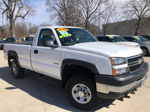 2006 Chevrolet Silverado 3500 for sale at Zacatecas Motors Corp in Des Moines IA