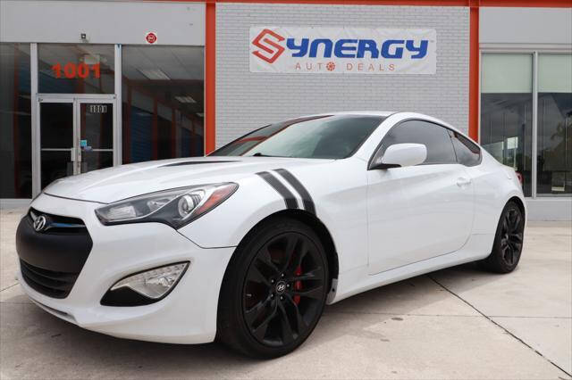 2014 Hyundai Genesis Coupe  - $15,757