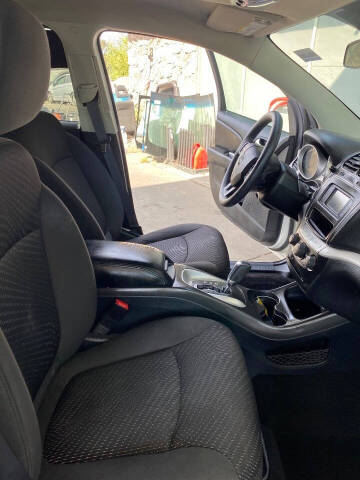 2017 Dodge Journey SE