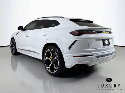 2020 Lamborghini Urus