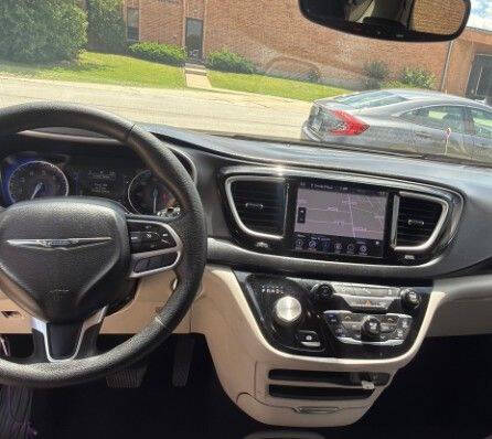 2020 Chrysler Pacifica Touring