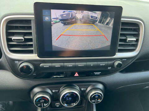 2023 Hyundai Venue SEL