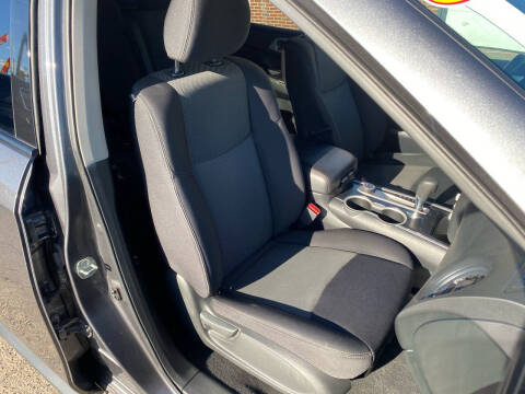 2019 Nissan Pathfinder S