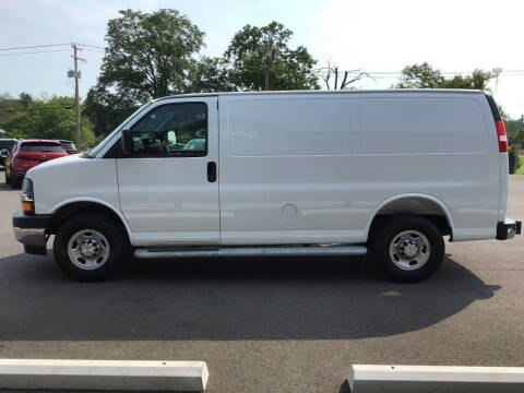 2025 Chevrolet Express 2500