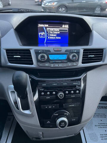 2011 Honda Odyssey EX-L w/DVD