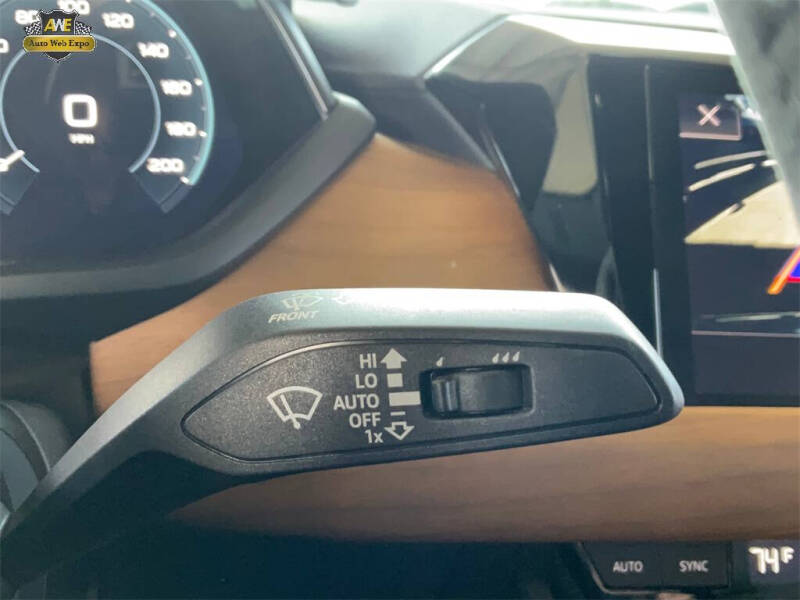 2022 Audi e-tron GT quattro Premium Plus