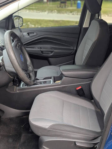 2019 Ford Escape S