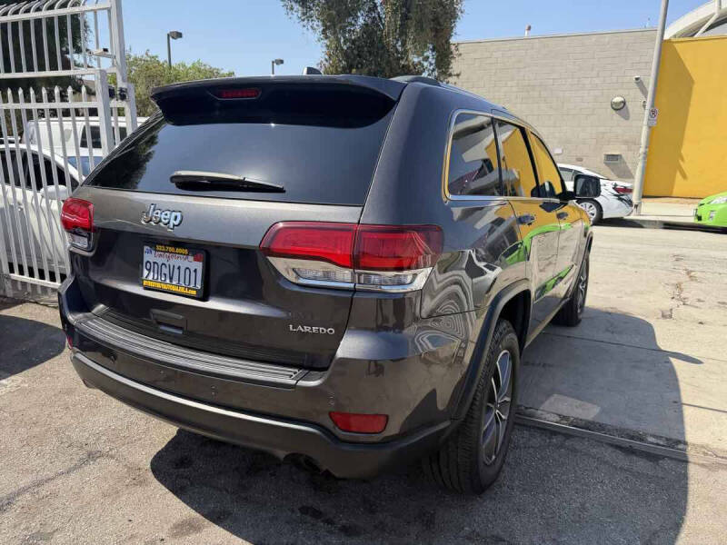 2020 Jeep Grand Cherokee Laredo E