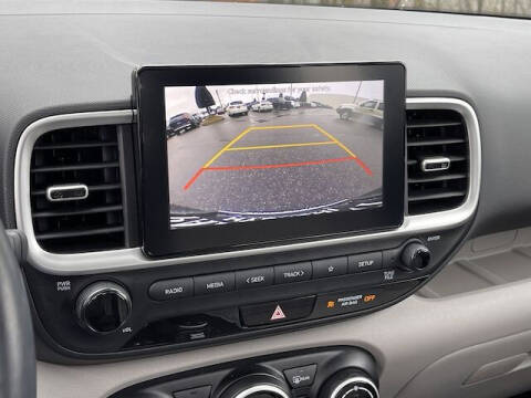 2022 Hyundai Venue SEL