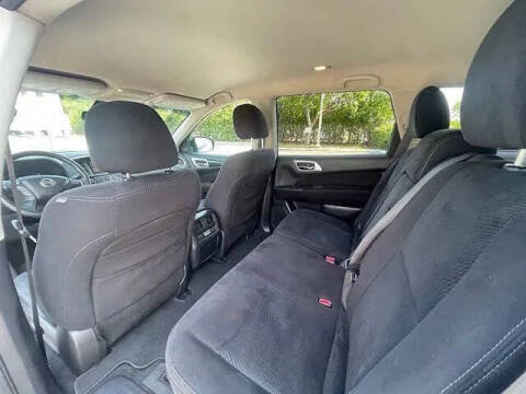 2013 Nissan Pathfinder SV