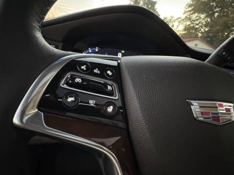 2017 Cadillac Escalade Luxury