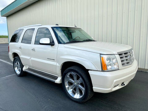 2005 Cadillac Escalade for sale at SPECIALTY CARS TRUCKS & CLASSICS in Hayden ID